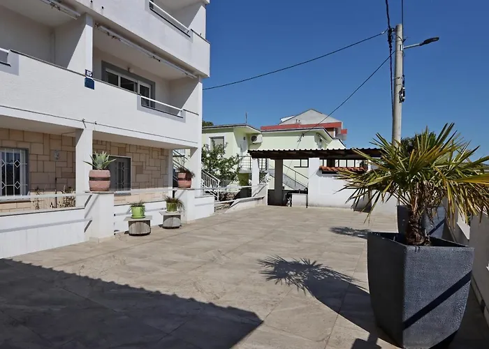Apartments With A Parking Space Crikvenica - 12592